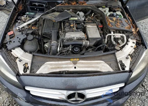 2015 Mercedes-Benz C 300 4Matic from USA, damaged, VIN 55SWF4KB1FU016294